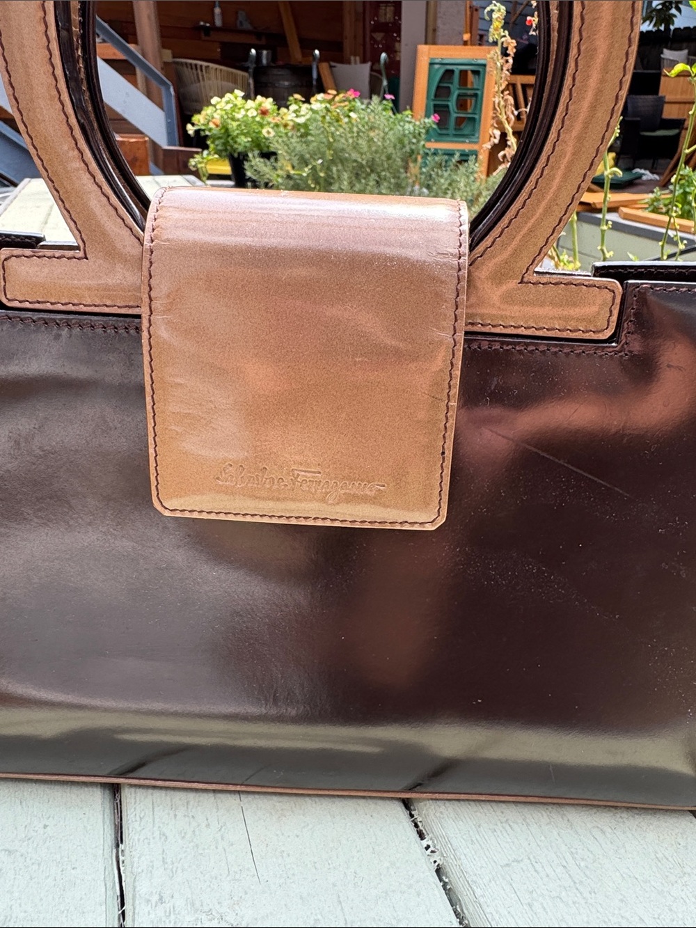 salvatore ferragamo bag - Picture 4 of 8